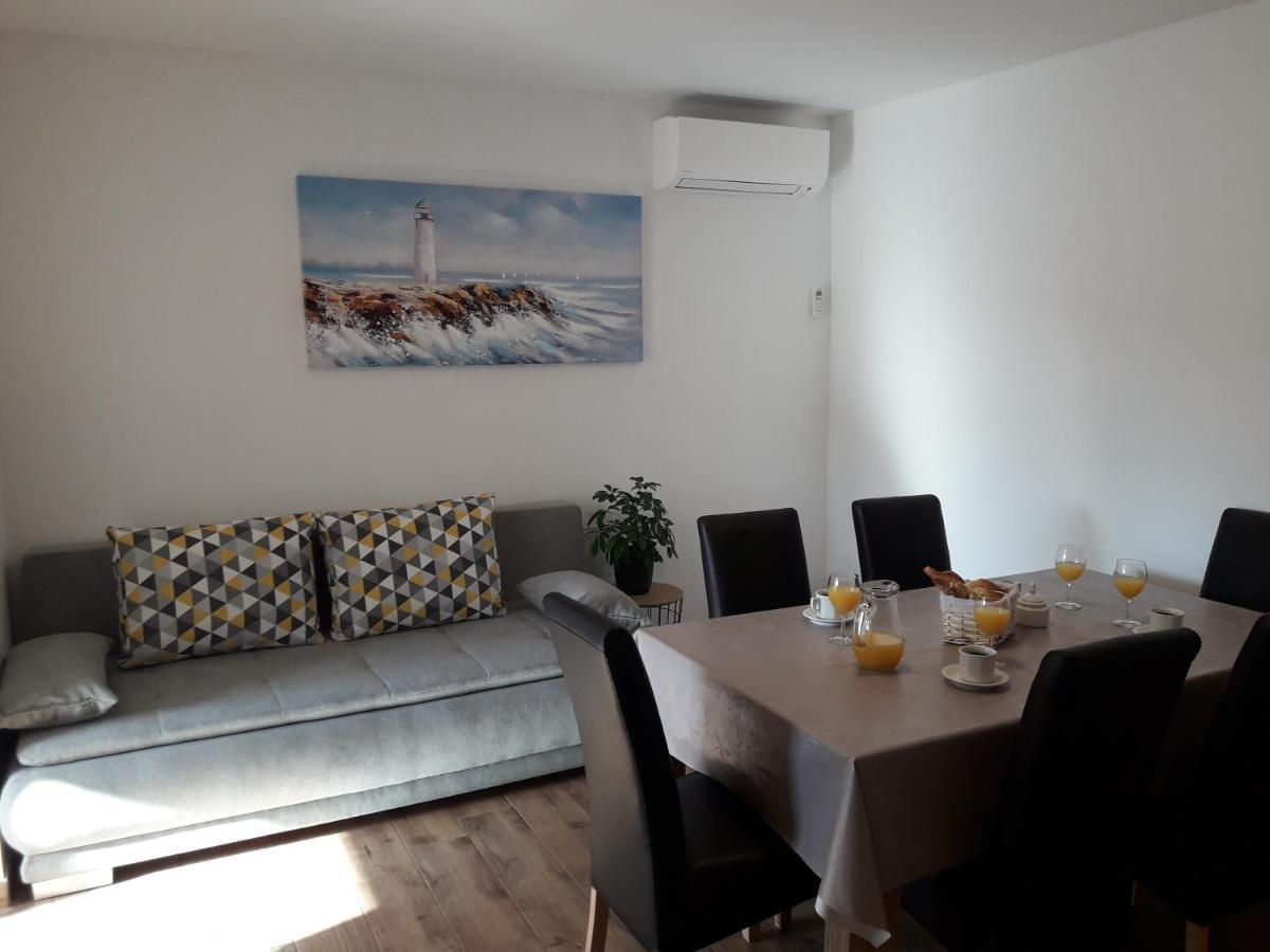 Apartments Gracia & Toni تروغير المظهر الخارجي الصورة