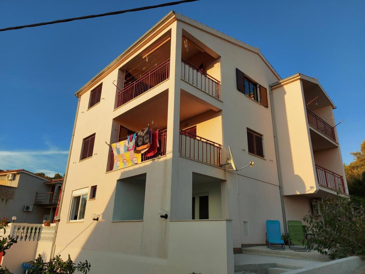 Apartments Gracia & Toni تروغير المظهر الخارجي الصورة