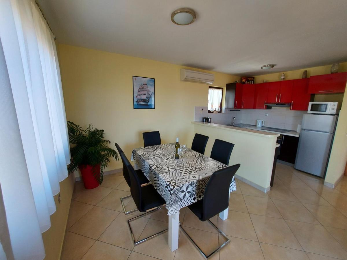 Apartments Gracia & Toni تروغير المظهر الخارجي الصورة