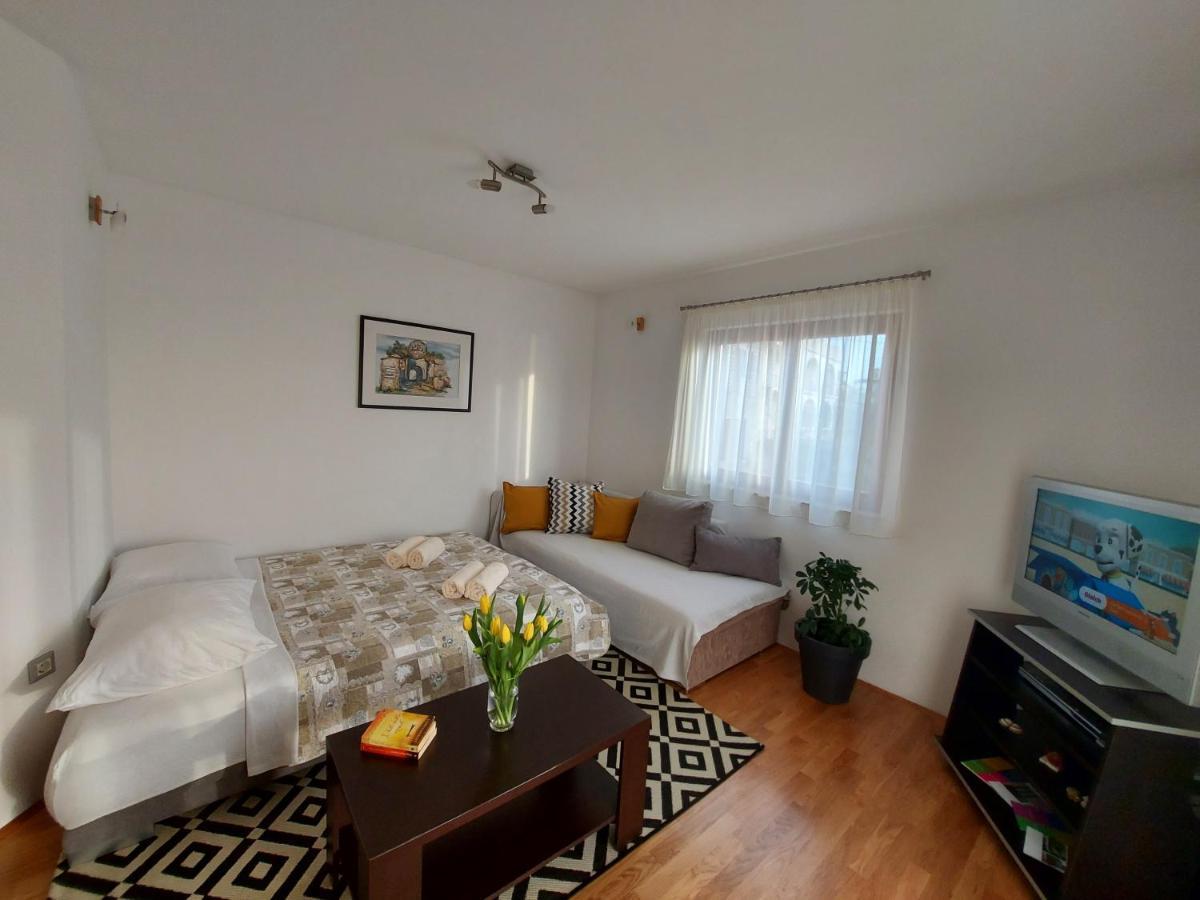 Apartments Gracia & Toni تروغير المظهر الخارجي الصورة