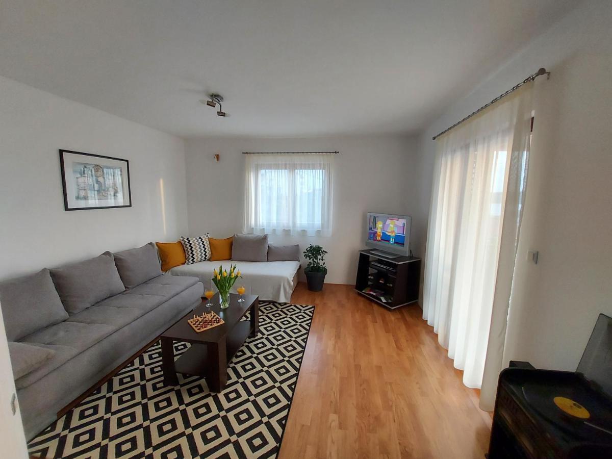 Apartments Gracia & Toni تروغير المظهر الخارجي الصورة