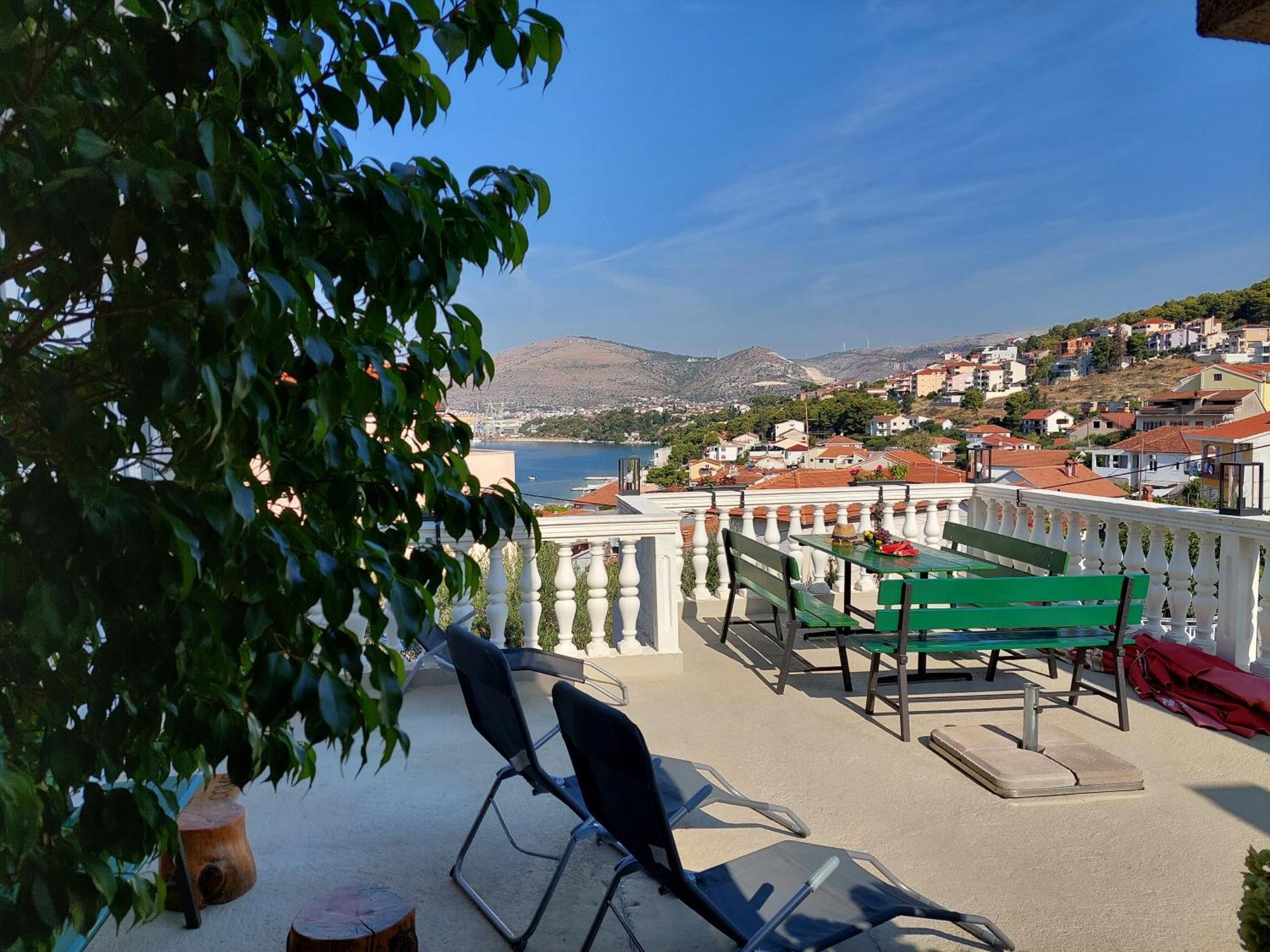 Apartments Gracia & Toni تروغير المظهر الخارجي الصورة